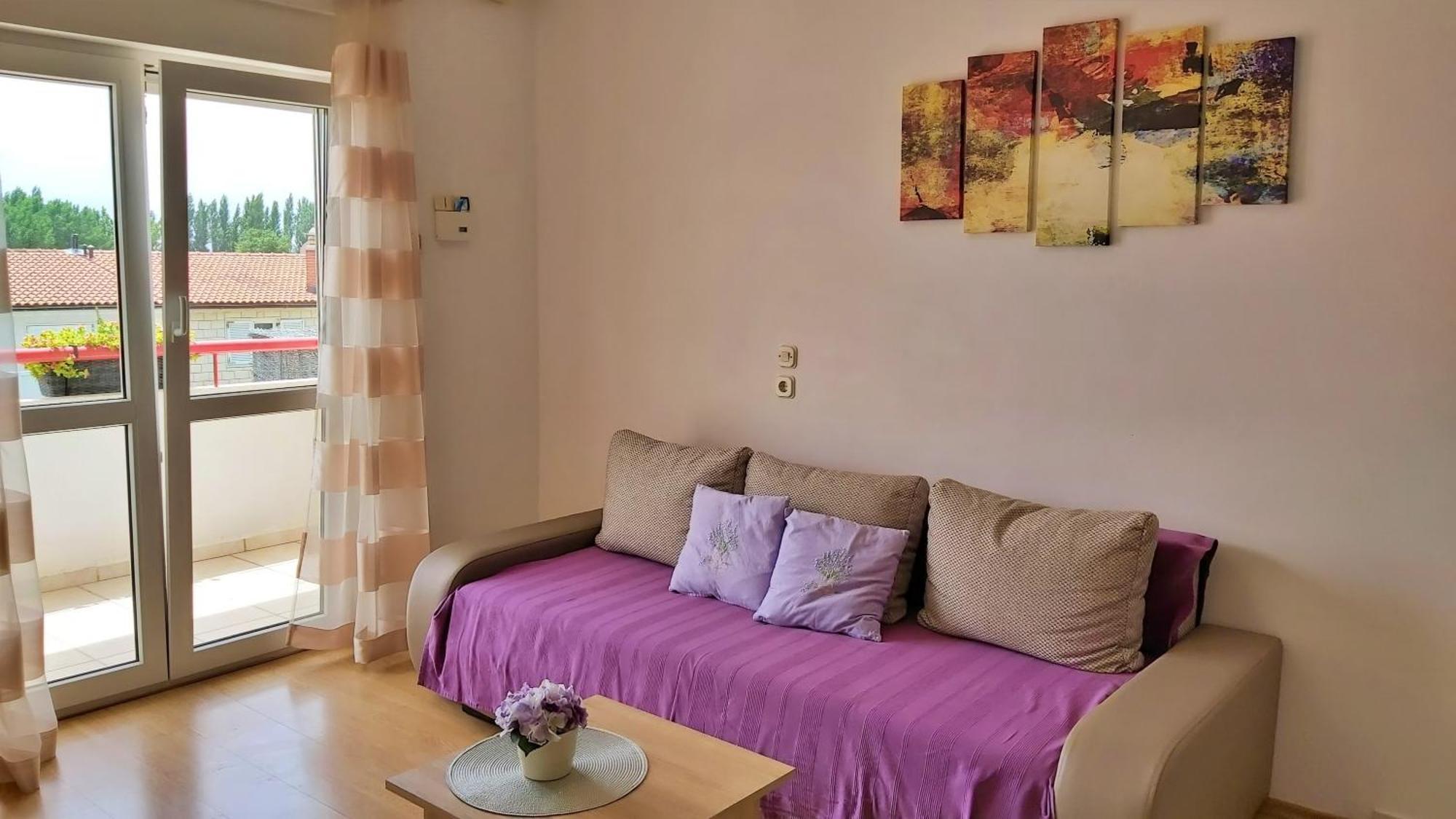 Apartments Zvone 奥米什 客房 照片