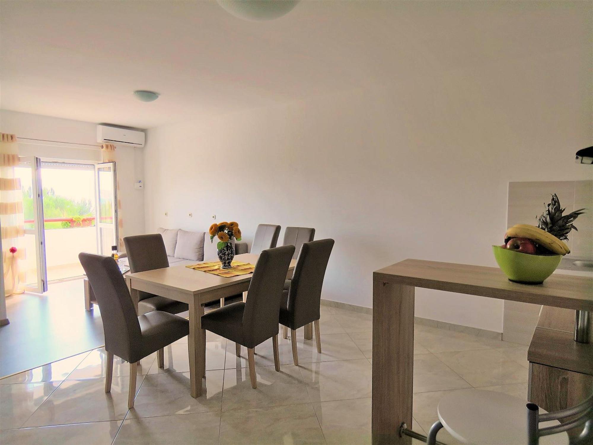 Apartments Zvone 奥米什 客房 照片