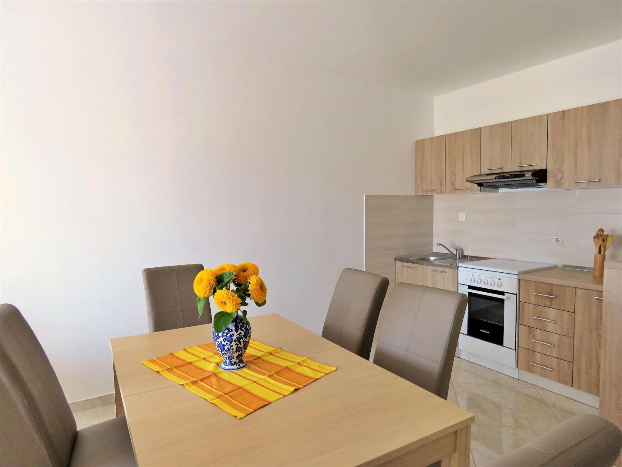 Apartments Zvone 奥米什 客房 照片