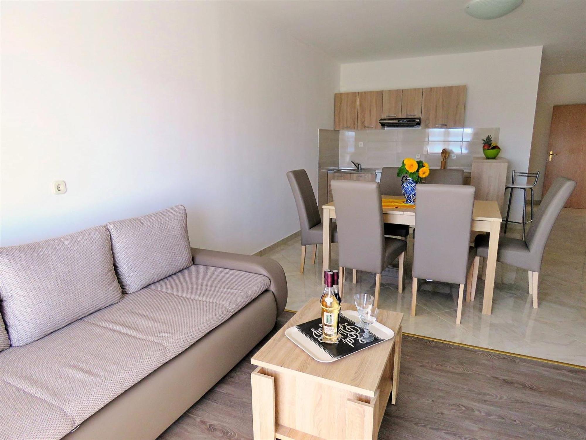 Apartments Zvone 奥米什 客房 照片